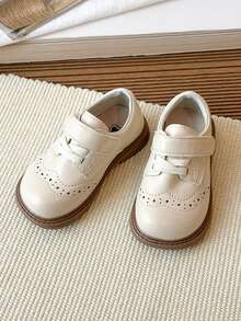 1双女童软底公主鞋，2025春秋新款英伦风儿童真皮鞋，透气平底鞋，圆头，魔术贴，学生乐福鞋，公主风，可搭配套装和连衣裙，黑色，棕色 - 米色 - 查看 3