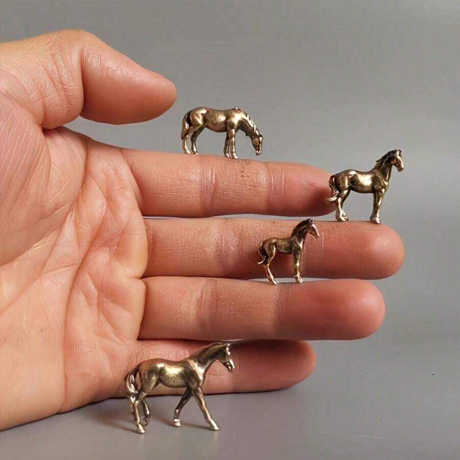 4pcs High Quality Copper-Color Mini Horse Figurines - Micro-Carved Crafts, Room Decor Horse Sculptures | Copper Surface - Moss Terrarium Fish Tank Micro Landscape Decorations - Multicolor - View 1