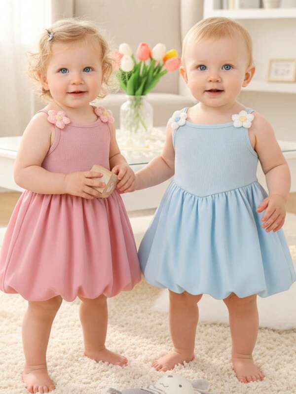 两件套女婴柔软舒适休闲优雅套装，可爱3D立体花朵装饰荷叶边吊带公主裙，适合幼儿女童日常穿着、度假、派对、拍照、夏季户外活动