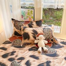 三件套床上用品，可爱豹纹爱心图案，柔软舒适，包含1个床笠和2个枕套，不含填充物，适合宿舍、卧室、家庭使用，多种尺寸可选 - 咖色 - 查看 10