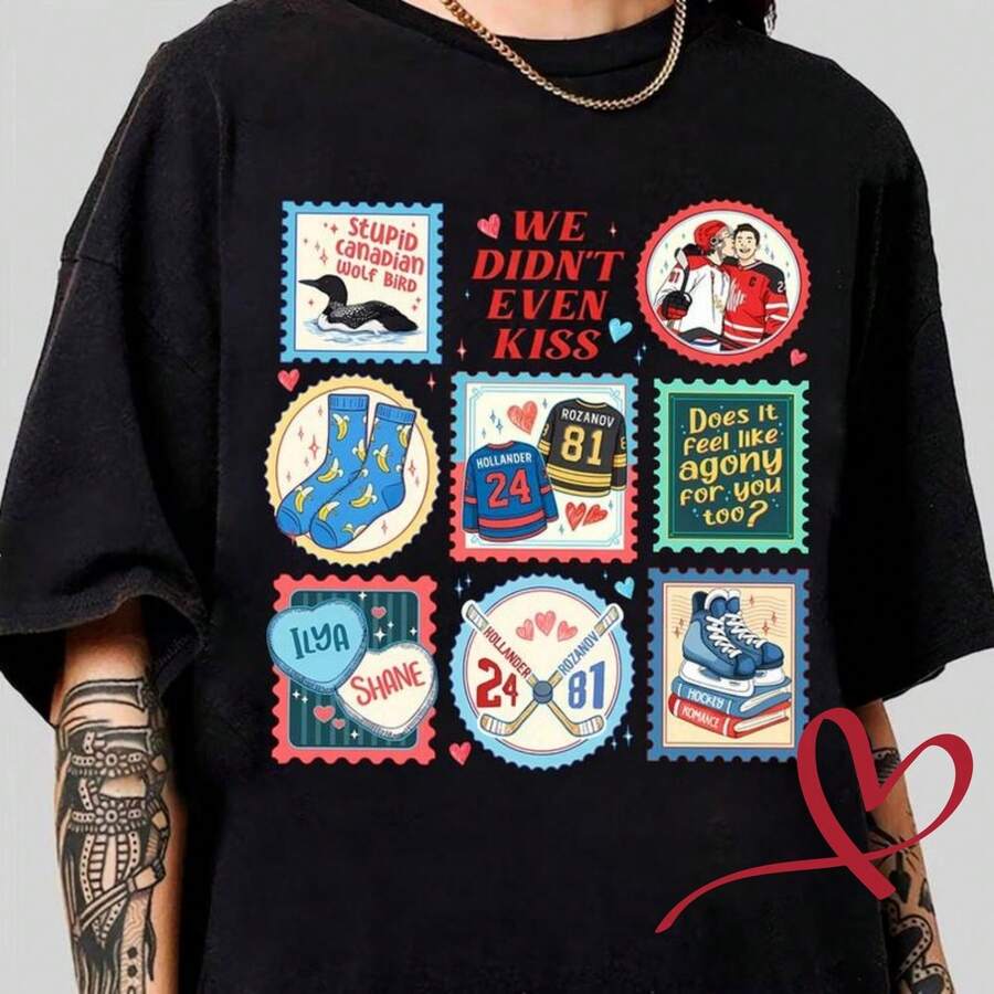 Heated Rivalry Connor & Ilya Shirt, Hollander Rozanov Love Tee, Heated Rivalry Couple Shirt, Custom Hockey Romance Fan Gift - màu đen - Xem 1