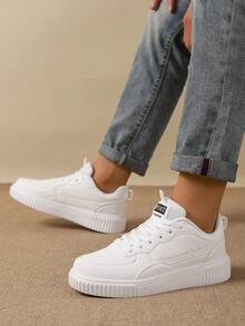 【真皮滑板鞋】36-45码 白色真皮男士滑板鞋 - 女士休闲鞋 - 舒适低帮，耐磨橡胶鞋底，PU内衬 - 休闲系带低帮运动鞋 - 白色 - 查看 3