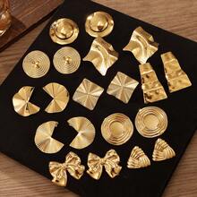 5对混搭欧美夸张时尚金属3D蝴蝶结耳环，圆形光滑，方形不对称耳钉，2025冬季畅销奢华简约个性化高端设计耳环套装（无盒）