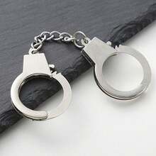 1pc Creative Handcuffs Shaped Keychain Simple Personalized Bag Ornament Accessory Suitable As A For Friends Keychain Accessories Small Gift - Multicolor - View 5
