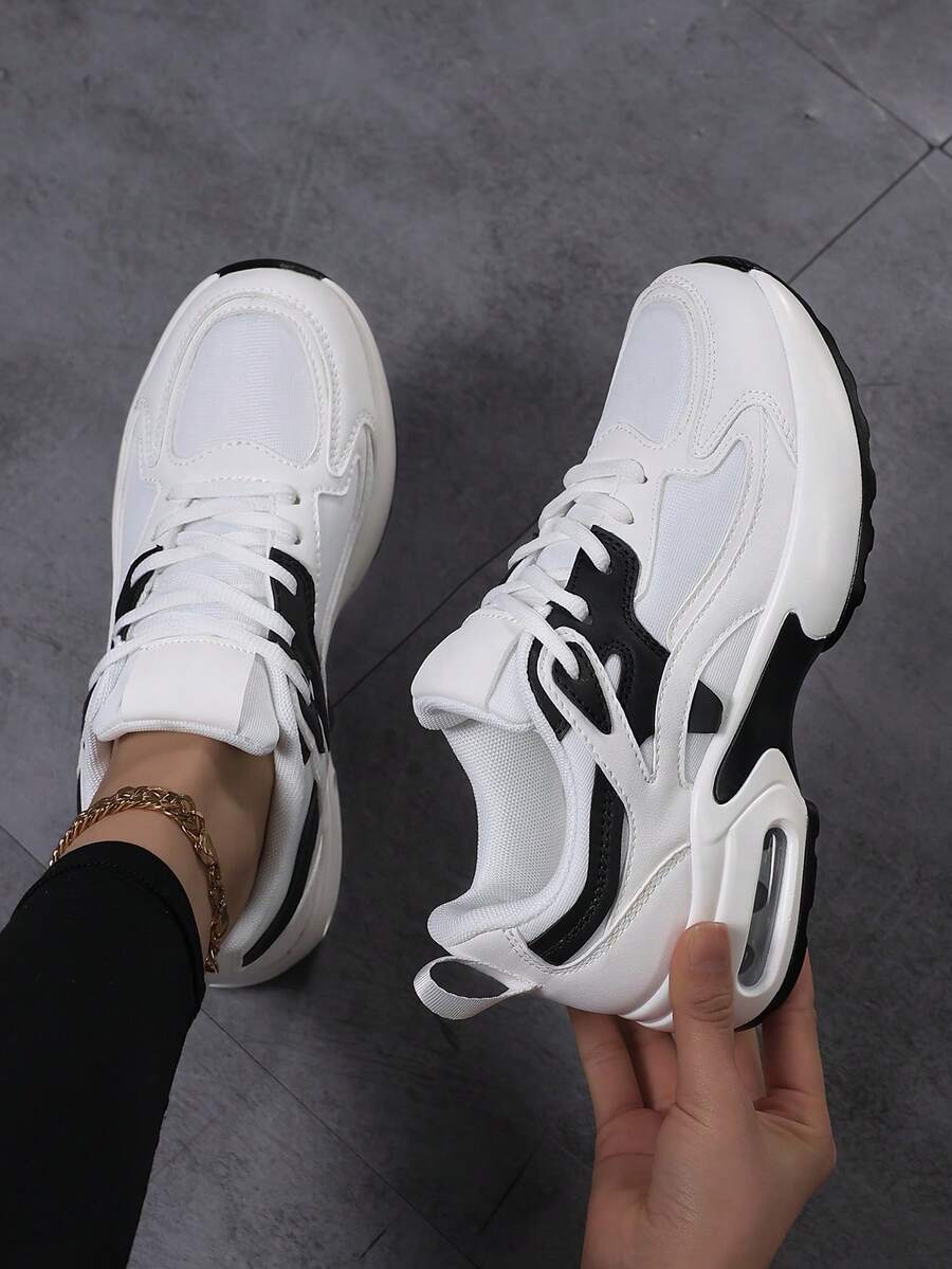 女士休闲系带缓震跑鞋，轻便舒适，减震透气，适合校园等多种场合，可个性化定制，四季皆宜 - 白黑 - 查看 1