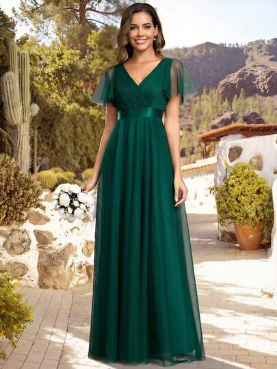 Elegante vestido de dama de honor en línea A con escote en V y tela transparente en verde oscuro, adecuado para invitados de boda, fiestas de boda, ocasiones formales, Día de San Valentín y talla grande