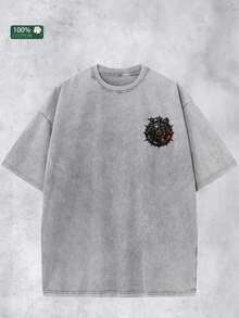 MONSTER ENERGY Steampunk Gear & Claw Graphic Print 100 Percent Cotton Mens Clothes Summer Outfits Featuring Front Compact Steampunk Gear Motif With Intricate Red And Black Mechanical Detailing, Back Oversized Claw-Style Graphic Adorned With Interlocking Gears, Rustic Chains, Spiked Accents And A Central Industrial Gear Core, Complemented By Bold "MONSTER ENERGY" Text In A Distressed Gothic Font With Subtle Mechanical Accents, Crafted From Premium 100% Cotton For All-Day Breathability And Comfort, Designed To Resist Fading And Maintain Vibrancy Through Repeated Summer Wear And Washes, Ideal For Comfortable Daily Casual Wear, Leisure Occasions, Outdoor Hangouts, Music Festivals And Enthusiasts Who Appreciate Edgy Steampunk Aesthetics, Bold Branding And High-Quality Construction, A Standout Summer Wardrobe Piece That Combines Industrial Mechanical Design With Iconic MONSTER ENERGY Branding, Perfect For Gifting To Fellow Fans Of Bold Graphics And Casual Summer Style - 灰色 - 查看 2