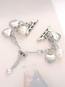 1 Pc Fashionable, Simple And High-End Heart-Shaped Faux Pearl Watch Strap Is Suitable For Girls To Wear Daily In Summer, Such As Attending Balls, Weddings And Beach Outings.Applicable To 6/7/8/9/10/SE.Festival Gifts(Valentine's Day)