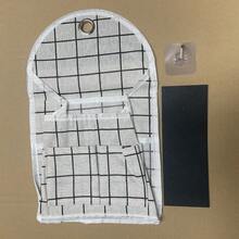 1个壁挂式多口袋收纳袋，无需钻孔。包含收纳篮和隔板，可存放文件、杂志和邮件。防水。适用于厨房、卧室、浴室、学校和办公室。（黑格+白格）