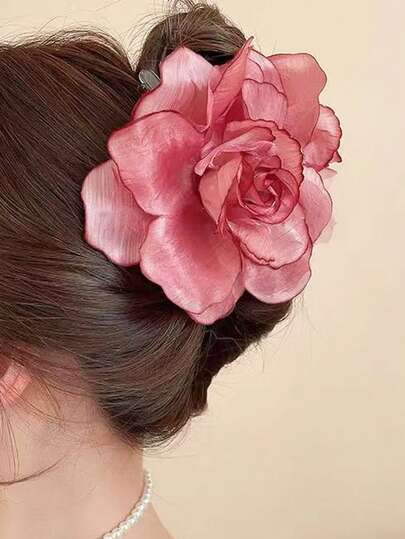 1个甜美网纱花朵发夹，双面大玫瑰花发夹，优雅半扎发造型配饰，多功能发爪，独特渐变设计，浪漫气息，适合日常、海滩旅行、拍照等场合，女士发饰