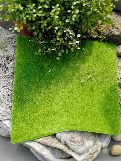 10片装（15*15）人造草坪垫，正方形，15x15厘米/5.9x5.9英寸，绿色人造草坪，适用于工艺装饰、微缩景观屋、仙女花园装饰套装、微缩工艺品、花园装饰，是生日礼物派对的绝佳选择。