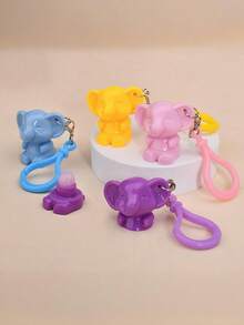 Mini Silicone Lip Brush, Cute Elephant Design, Small Size With Cap, Lip Gloss Brush For Blending, Portable & Convenient Makeup Brush Tool