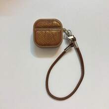 Stylish Snake Skin Pattern Leather 4/Pro 3/Pro 2 Protective Case Compatible With Apple Wireless Bluetooth Earphones, Suitable Compatible With Airpods 2/3 Generation, Women - Brown - View 2