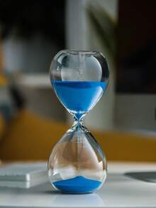 1个5/10/15/30分钟计时器，透明玻璃材质，多种颜色沙子可选，桌面装饰，适用于客厅、卧室、书房和办公室。可用于瑜伽、冥想、学习。家居装饰。卧室装饰。生日礼物。厨房装饰。情人节礼物。