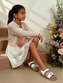 1双女童白色水晶装饰交叉绑带仿皮厚底露趾凉鞋，闪亮奢华风格，适合夏季假期和日常穿着，可爱童鞋，热门网红单品，广受好评，百搭女童凉鞋，时尚休闲风格童鞋，软底不磨脚，理想的日常穿着之选 - 白色 - 查看 7