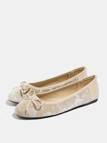 2026新款加大码女士圆头绒面芭蕾舞鞋，舒适休闲一脚蹬鞋，百搭连衣裙，优雅蝴蝶结装饰，舒适平底鞋，不伤脚 - 杏色 - 查看 6