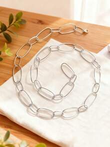 1pc Minimalist Hiphop Style Interlocking Circle Geometric Hollow Oval Pendant Sweater Chain Necklace, Suitable For Daily, Vacation, Party, Couple Matching - Silver - View 3