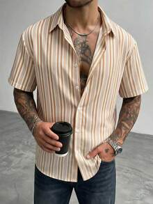 Top Slim Fit Listrada Masculina, Top Listrada Laranja Brilhante e Branca, Top de Manga Curta Minimalista e Estilosa, Essencial de Verão Refinado e Refrescante - Multicolorido - Visão 3
