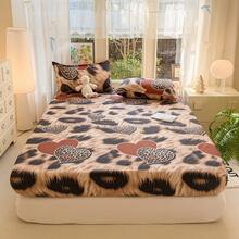 三件套床上用品，可爱豹纹爱心图案，柔软舒适，包含1个床笠和2个枕套，不含填充物，适合宿舍、卧室、家庭使用，多种尺寸可选 - 咖色 - 查看 4