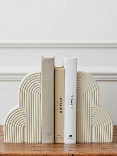 Suporte para livros em resina branca em formato de nuvem (textura ondulada) - Design moderno e elegante, ideal para organizar mesas, decorar estantes e mesas de sala de estar. Mantém os livros organizados, adiciona um toque minimalista e moderno, um acessório de decoração popular para exibir objetos com estilo e funcionalidade.