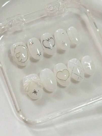 Cool & Cute Style Press-On Nails - 10-Piece Short Oval SetDesigned With Pure White And Translucent White As The Main Tones, The Nail Surfaces Are Adorned With Silver Lines, Stars, And Tiny Steel Beads, Shimmering Brightly And Dazzlingly. Nail Supplies