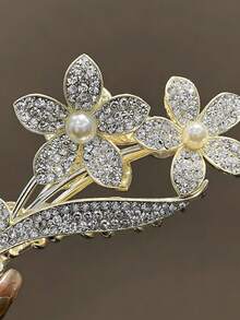 A Ins Style Elegant Exquisite Silver Full Rhinestone Dual-Flower Pearl Vine Hair Claw Full Rhinestone Flower + Pearl Accent + Vine Rhinestone Decor Exquisite Design Hair Clip Suitable For Daily Commute/Date Dinners/BFF Afternoon Tea/Party Looks Exquisite Elegant Aesthetic Hair Accessory/Versatile High-End Hair Decor - Multicolor - View 4