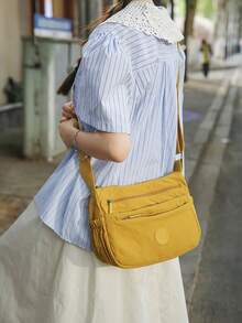 New Lightweight Multi-Compartment Casual Shoulder Crossbody Bag, Fashionable Commuter Bag For Middle-Aged And Elderly Mothers, Minimalist Design - Yellow - View 5