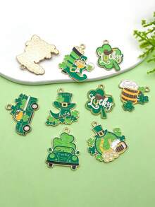 30 piezas Día de San Patricio DIY Verde Esmalte y Aleación Dorada Trébol de Cuatro Hojas Colgante de Dibujos Animados Joyería Haciendo Regalo Festivo (Estilos Aleatorios) - Multicolor - Ver 8