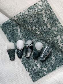 1pc Elegant Vintage Lace Texture Nail Art Sticker, Featuring Delicate Lace Floral Pattern That Perfectly Captures The Vintage Lace Fabric Texture, Intricate Design With Layered Softness, Suitable For Personal DIY And Nail Decoration. - Black - View 5