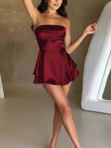 Vuslat 女士深红色定向发展休闲优雅INS风格纯色简约派对日常优雅无肩带露背系带设计防滑迷你蛋糕胸衣连衣裙，缎面腰部喇叭长裙，适合派对、晚宴、情人节、Y2K夏季穿搭、婚礼宾客、生日、外出等场合 - 酒紅色 - 查看 10