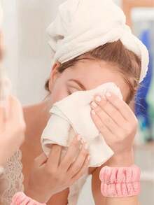 16pcs/Set Pink Household Washing Accessories Set, Including Large Comb, Hair Clips, Wrist Band, Hair Ties, Etc. - Suitable For Girls And Women, Decorative Accessories, Suitable For Daily Use, Bathing, Waterproof, New Combination, Adorable And Sweet, Multi-Functional - Suitable For Daily Life And Outfits, Style, Claw Clips - Multicolor - View 4