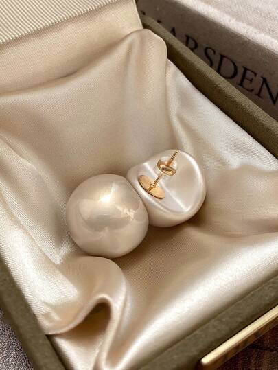 1 Pair Beige Retro Minimalist Fashion Faux Pearl Stud Earrings For Women, Elegant Autumn/Winter New Design, Versatile High-End Earrings Suitable For Formal Events, Parties, Daily Wear