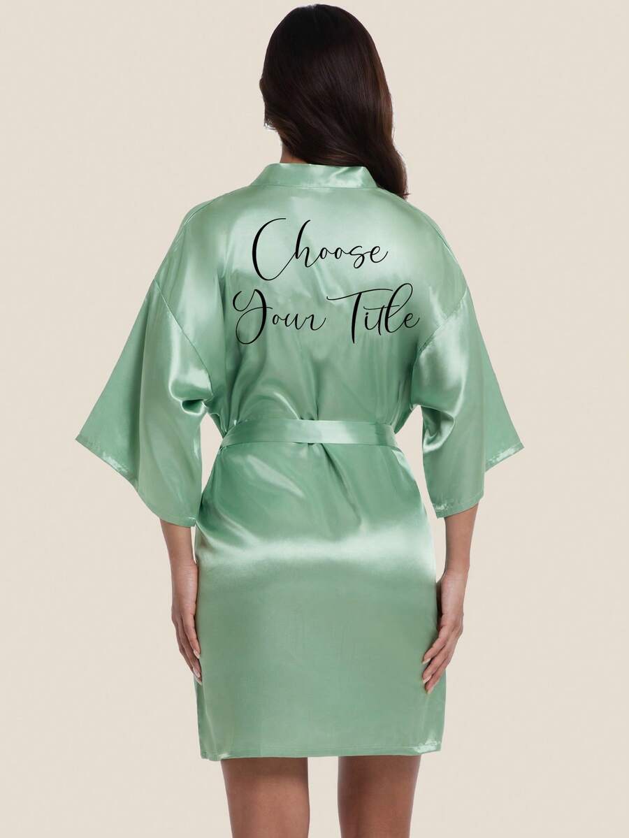 1pc Customized Bridesmaid, Sister, Mother Party Robe, Short Bathrobe With Embossed Titles - Green - View 1