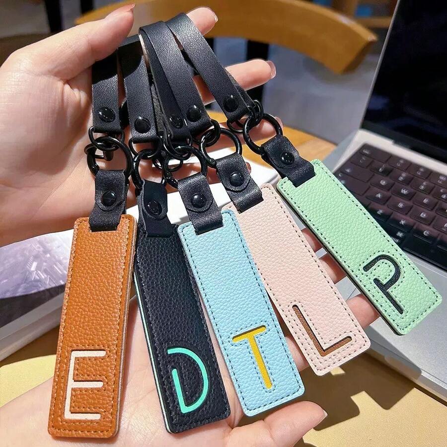 1pc Fashionable English Letter Car Key Chain Creative Letter Pendant Keychain Bag Charm Letter Hanging Decor Valentine's Day Gift Event School Teacher For Men Mini Wallet Small Wallet Wallet Keychain Lanyard