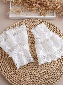 1 Pair Women's Fashion Versatile Fabric Flared Faux Cuff Lace Splice Wedding Socks - Multicolor - View 2