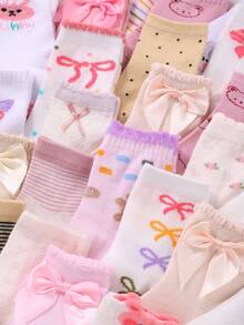20 đôi tất trẻ em cao đến bắp chân, tất trẻ em với nơ, trái tim, thỏ dễ thương, sọc, chấm bi, họa tiết hoa và thêu, thích hợp cho bé gái mặc hàng ngày, phù hợp cho bé từ 1-16 tuổi, dùng được cả bốn mùa, thoáng khí, mềm mại và thoải mái, giao hàng ngẫu nhiên về màu sắc và kiểu dáng. - Nhiều màu - Xem 2