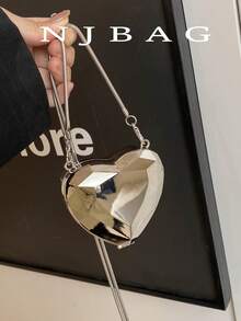 1个新款迷你金属小包，镀银零钱包，闪亮前卫金属心形斜挎包，实用手拿包，配饰包，优雅零钱包，耳机盒，婚礼和情人节 - 銀色 - 查看 2