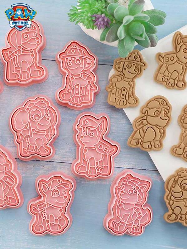  8pcs/Set Paw Patrol Christmas Cookie Cutter Set, Cartoon Christmas Ball Shaped Fondant Cookie Baking Molds, 3D Pressing Tools, Christmas Decorations, Christmas Gifts, Christmas Decor