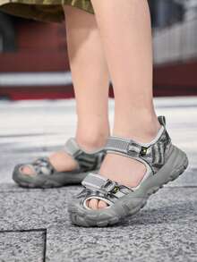 1 Pair Boys' Summer Slide Sandals, Convenient Hook And Loop Design, Non-Slip Breathable Comfortable Children Sandals - Silver - View 10