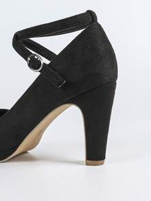 Round Toe High Heel Black Criss-Cross Strap Chunky Heel Low Vamp Women Pumps - Black - View 9