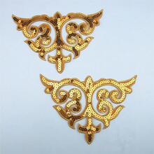 2片金银刺绣镂空布贴，适用于服装装饰、包袋，热熔胶贴片