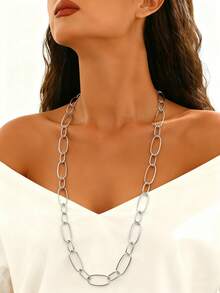 1pc Minimalist Hiphop Style Interlocking Circle Geometric Hollow Oval Pendant Sweater Chain Necklace, Suitable For Daily, Vacation, Party, Couple Matching - Silver - View 1