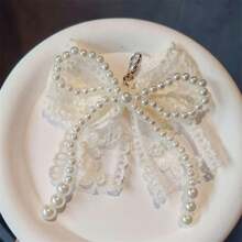 1个欧美韩风仿珍珠蕾丝蝴蝶结鞋夹，时尚百搭DIY可拆卸鞋饰，甜美可爱，完美礼物 - 白色珍珠蕾絲鞋扣 - 查看 5