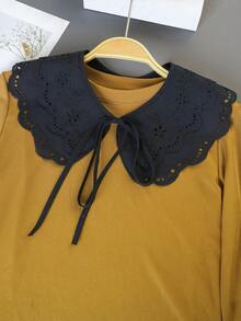 1 chiếc khăn choàng thời trang nữ màu trắng thêu họa tiết, cổ áo giả, xếp lớp bèo nhún, thích hợp sử dụng hàng ngày. - Đen-A - Xem 5