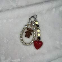 1件精美串珠吊坠，熊形和心形设计，适合装饰包包，情人节礼物