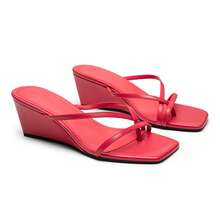 Women's Dressy Summer Wedge Sandals Slip On Casual Strappy Thong Slides Cute Square Open Toe Flip Flop Heels For Women Ideal For Busy Mornings, Workdays, Or Relaxed Evenings Without Compromising Style - 紅色 - 查看 6