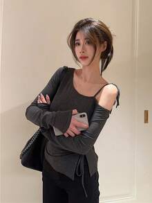 侧边系带开衩修身露肩褶皱抽绳不对称长袖T恤 - 灰色 - 查看 6