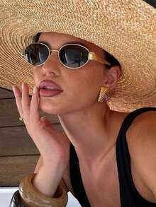 1PC Vintage Oval Fashion Glasses For Women Small Metal Frame Fashion Glasses Ladies Fashion Glasses Beach Accessories For Women Glasses Shades Basics Fall Winter Women Outfits Clothes Business Casual Gifts For Summer Beach Vacation,Outdoor,Travel Vintage Style Oval Frame For Going Out Outfit,Back To School - Đen Xám - Xem 2