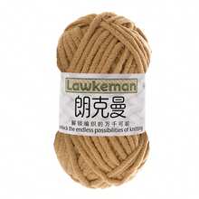 Lawkeman 1包/50克超柔软毛绒雪尼尔粗线，适用于钩编和棒编，约50克/包，蓬松柔软，适合手工编织毯子/工艺品/帽子/鞋子/袜子等，粗涤纶柔软针织钩编线 - 彩色 - 查看 38
