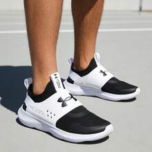 Under Armour 男士跑步鞋，轻便透气减震，户外公路跑鞋，白/黑配色，魔术贴搭扣运动鞋，免系带通勤步行户外运动鞋，健身训练休闲鞋，RUNPLAY - 黑色/白色 - 查看 3